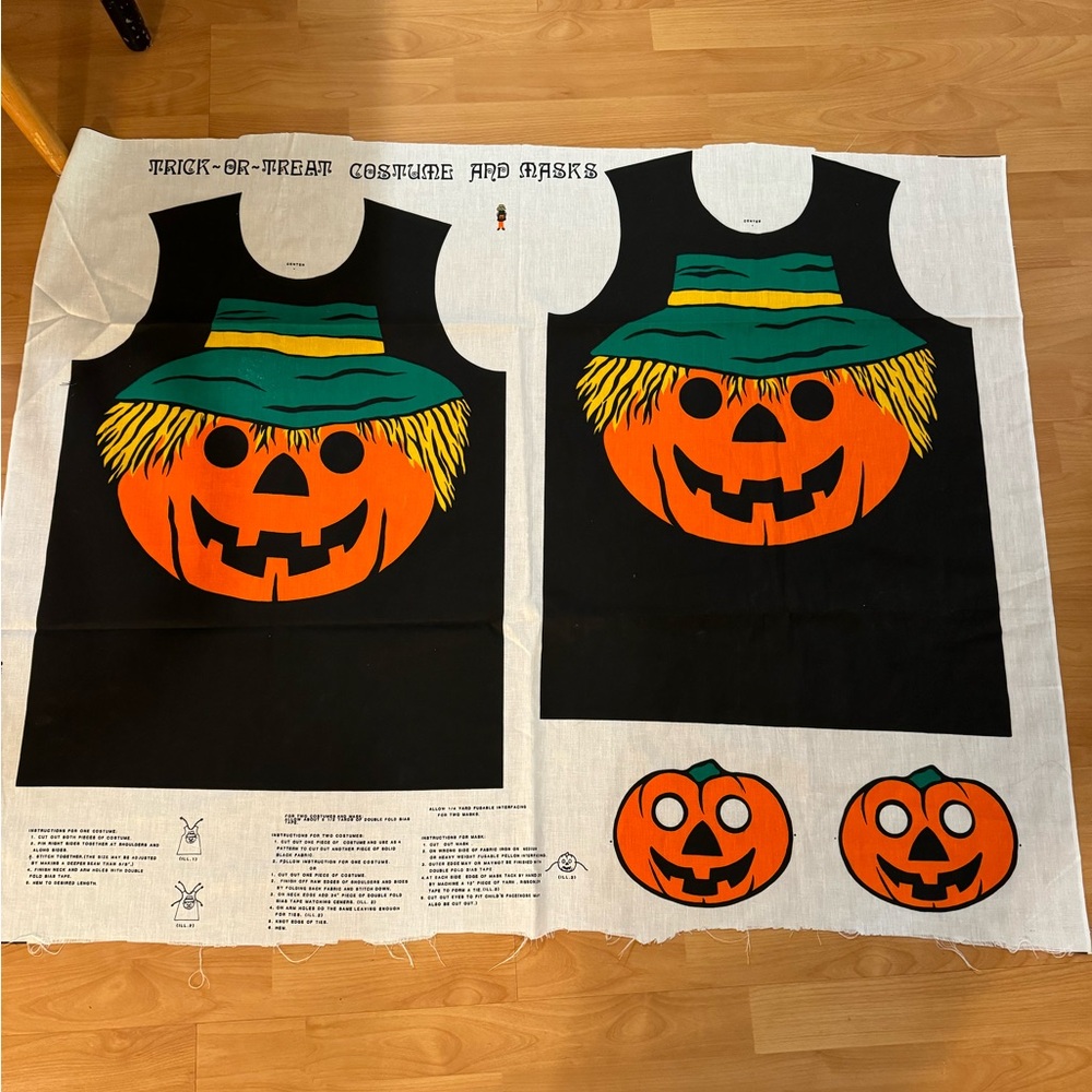 Vintage 70s DIY costume panel